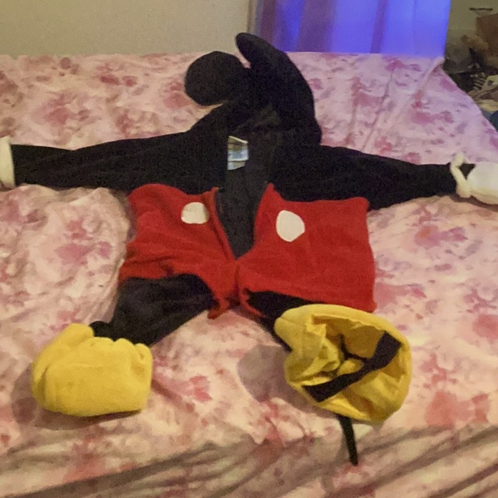 Zip up Mickey onesie costume